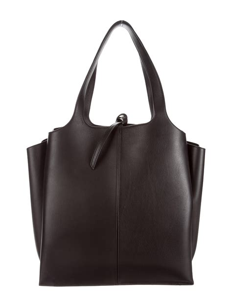 celine tri fold shoulder bag review|Celine Tri.